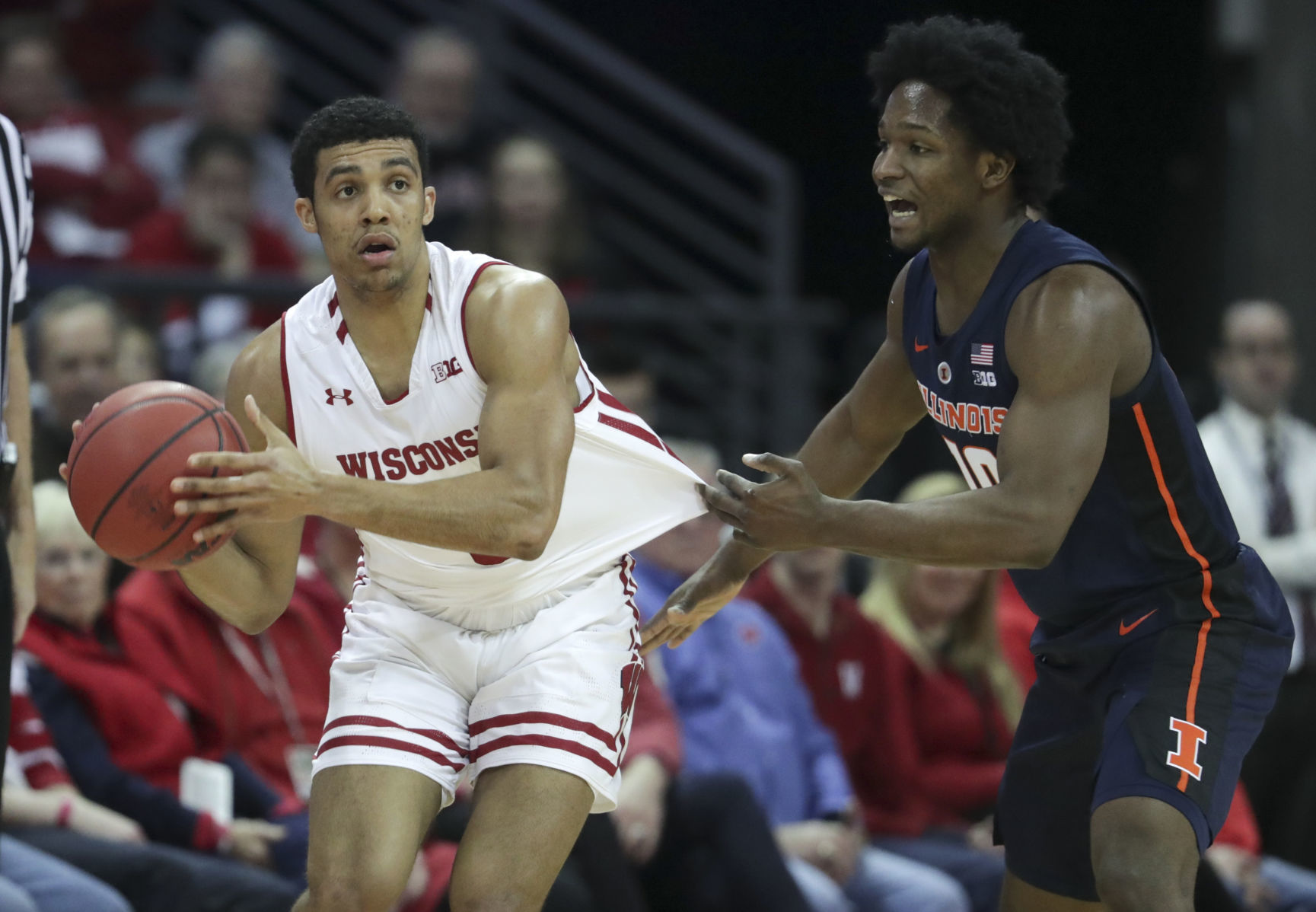 Badgers 64, Fighting Illini 58